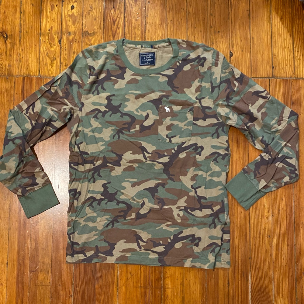Mens long sleeve Abercrombie Tee Camo Print